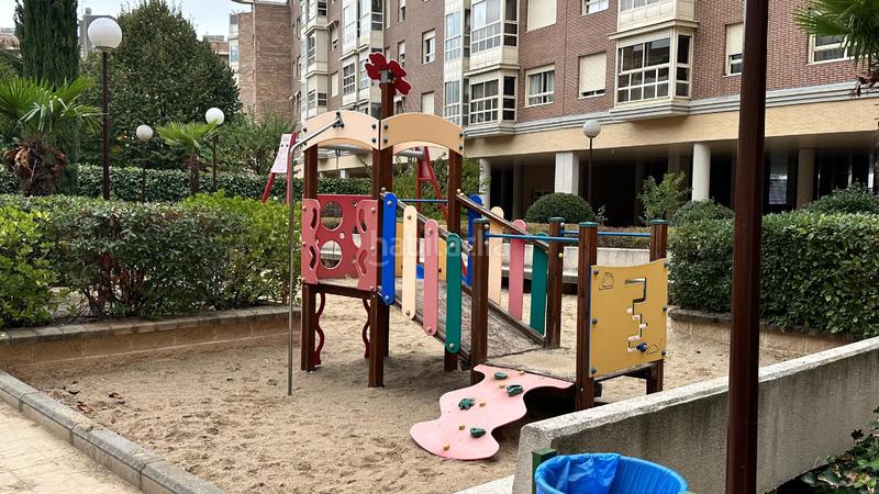 Foto bbbd93e9-fbe4-4218-a703-76acc4dc4c9d. Piccolo appartamento con riscaldamento parcheggio piscina in Madrid