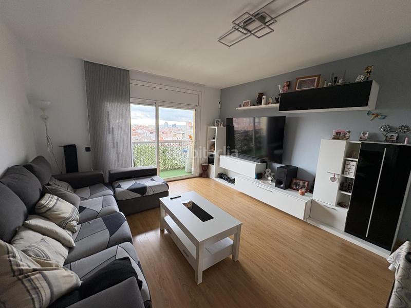 Foto 9d553b49-ab19-48fa-9ab4-0261e94ae447. Appartement avec chauffage parking dans Ca n'Oriac Sabadell