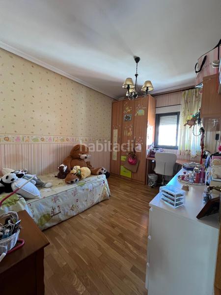 Foto 20a21048-02f6-419a-94be-5f4b0c61bf50. Piccolo appartamento con riscaldamento parcheggio in Cáceres