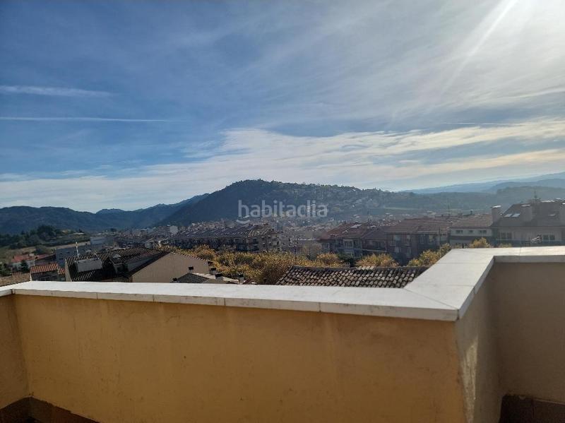 Foto 7bad75e3-fa78-4f6e-adc8-08c7008ea2a4. Apartament amb calefacció aparcament a Berga