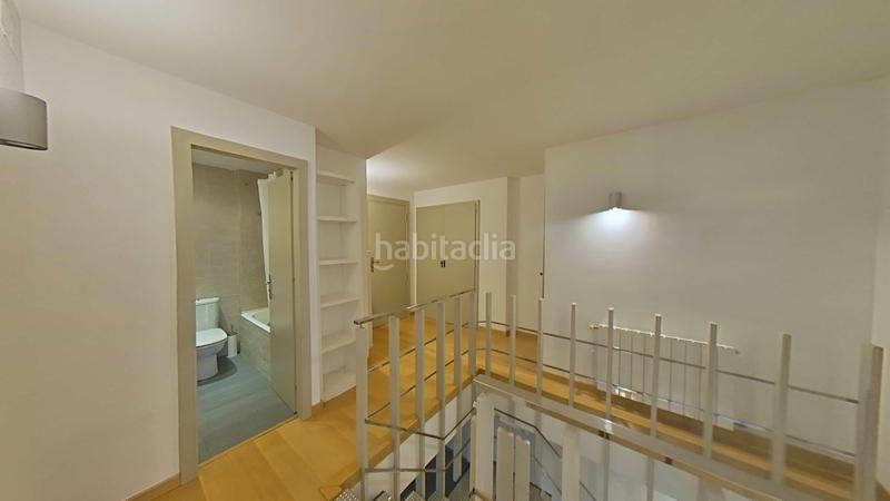 Foto 915179c9-1ef8-49cc-a275-a8e3c66a72f1. Duplex avec chauffage parking dans Vila de Gràcia Barcelona