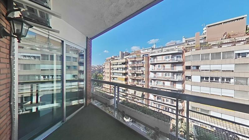 Foto aaba8d0a-2da1-4bcc-9a7e-7ee89682da06. Duplex avec chauffage parking dans Vila de Gràcia Barcelona