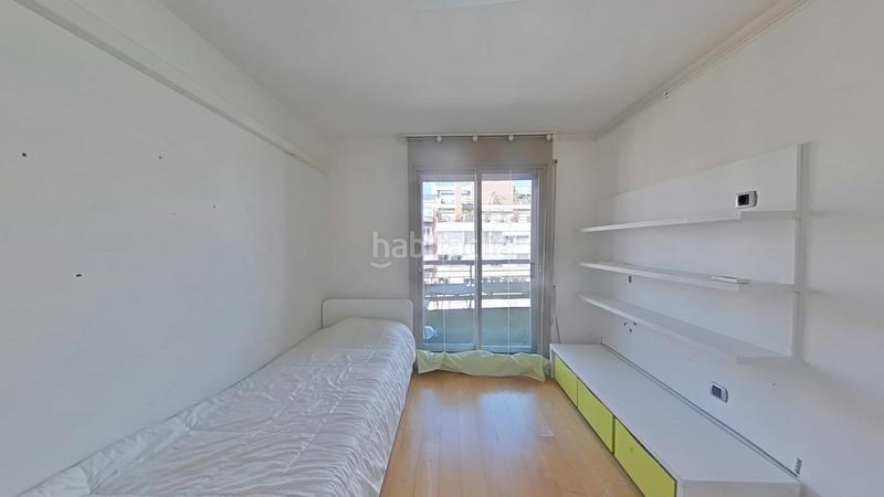 Foto b60750c4-6612-425f-a105-eb9a3ed8a3fc. Duplex avec chauffage parking dans Vila de Gràcia Barcelona