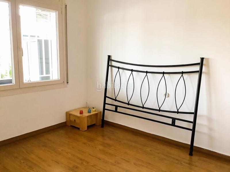 Foto e6539859-eaf2-4360-820c-7b0ad908d74f. Piso zona santa madrona en Califòrnia-Santa Madrona Masnou (El)