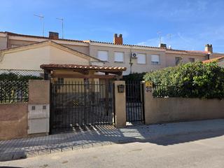 Casa aparellada a Gineta (La). Urbanización los olivos, la gineta