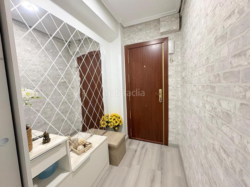 Foto 16d43405-f88b-40fc-9471-63b4f3724337. Pis a Natzaret Valencia