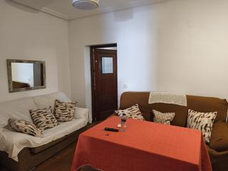 Doppelhaus in Andújar. Junto a escuela de música maestro vera mefre