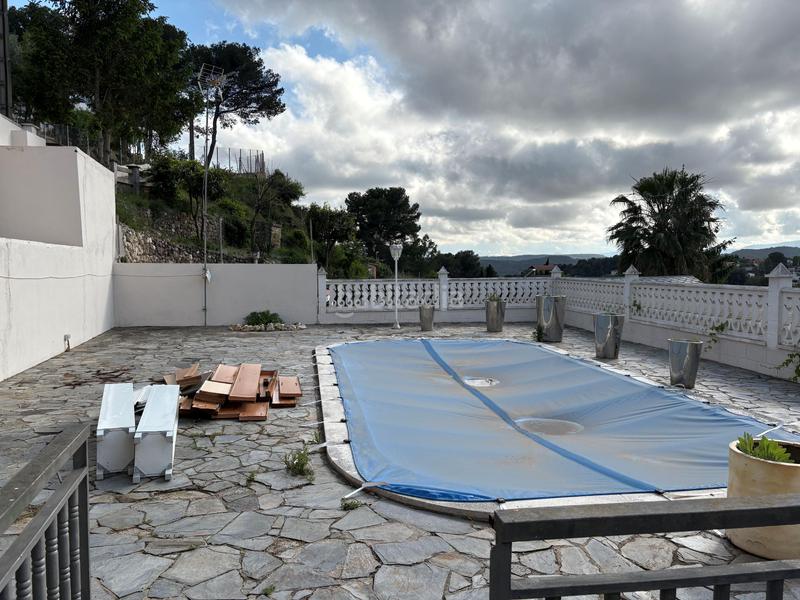 Foto 21b7d8f4-22ee-42ba-8a9e-22e19c4374c6. Chalet mit pool in Piera