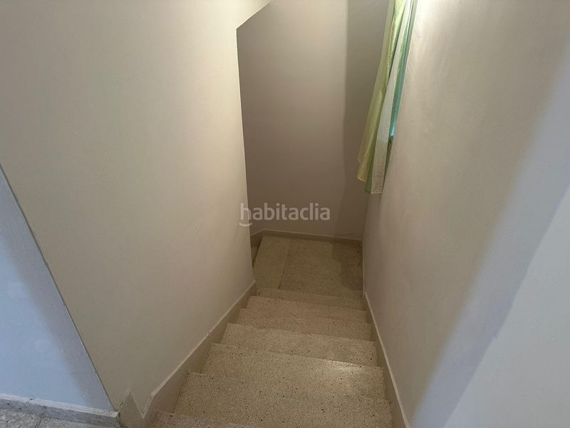 Foto 8fbd8c8d-7d6a-4e87-9737-a0e21a119edf. Casa aparellada a Malpartida de Cáceres