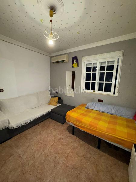 Foto 0ac51041-5962-4d39-96fa-5ef36e761d60. Casa aparellada amb aparcament a La Banda - Campo de Fútbol Chiclana de la Frontera