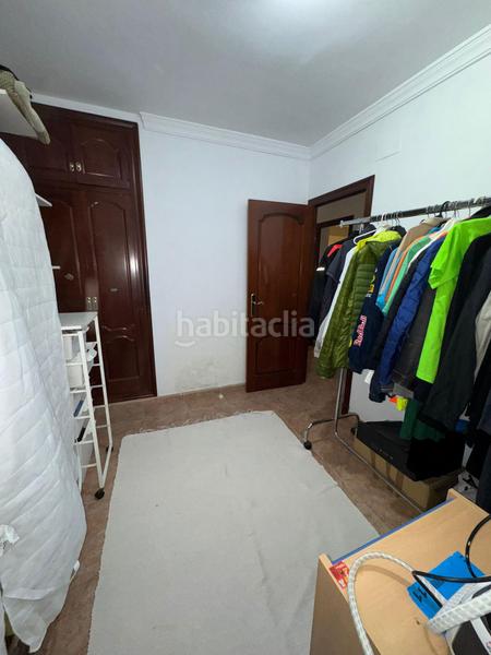 Foto 5fe57035-361b-4b9a-93b2-493d4ab94a03. Casa aparellada amb aparcament a La Banda - Campo de Fútbol Chiclana de la Frontera