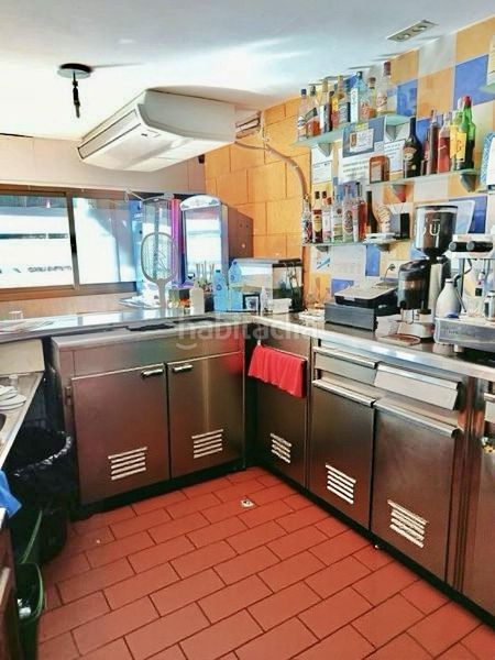 Foto 39117bd6-5302-4e44-b425-b95bd857c5cc. Local comercial a Carmel Barcelona