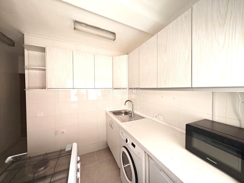 Foto c06cb25d-9ada-4752-b835-645fa0672d5f. Piso zona rejas cercano al Aeropuerto en Aeropuerto Madrid