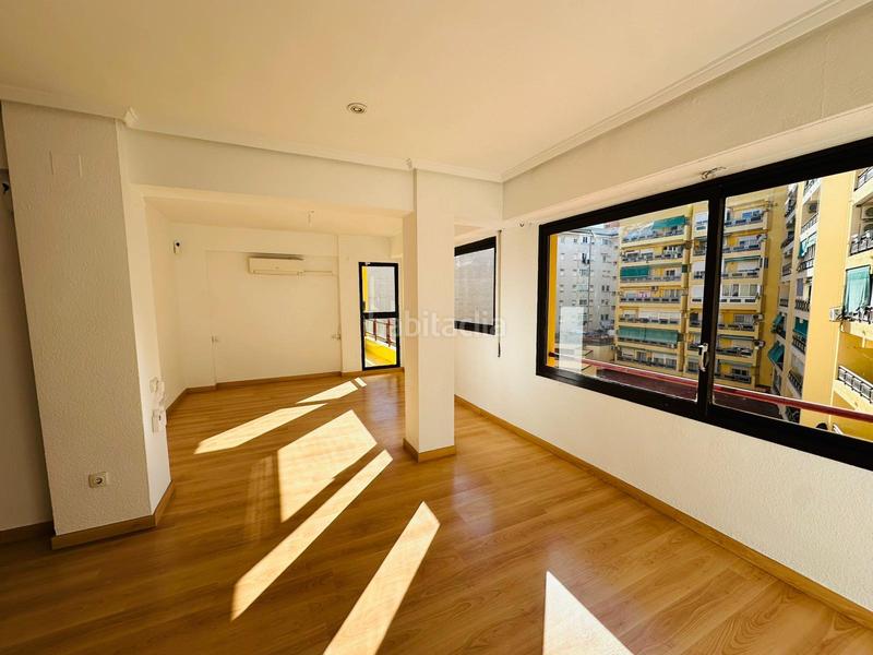 Foto 255bbfba-7c55-41df-b931-b720348dbf45. Appartamento in Sant Isidre Valencia