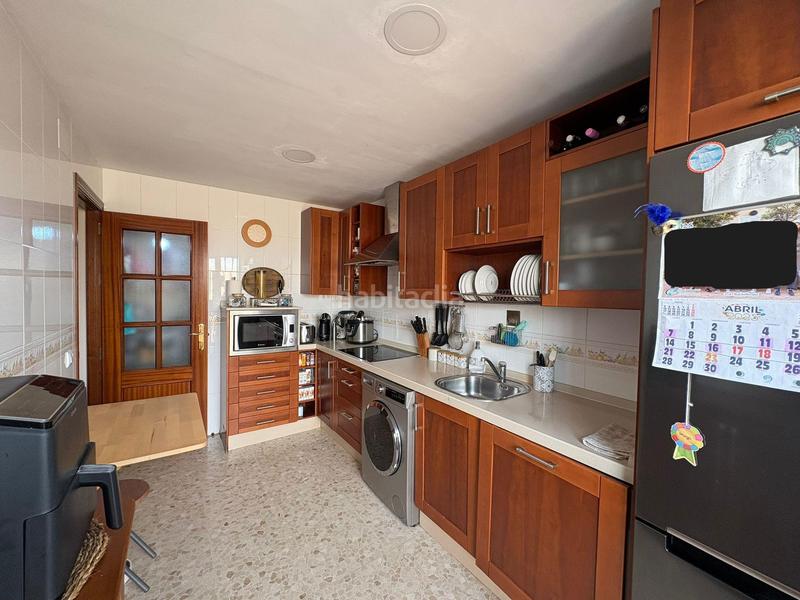 Foto adc90c04-40cf-4bdf-a3fa-0f86af90f35c. Chalet con parcheggio in Núcleo urbano Chiclana de la Frontera