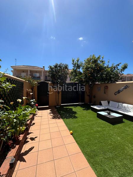 Foto c78ca3ad-6aa3-4926-af5b-fcab90fa6763. Chalet con parcheggio in Núcleo urbano Chiclana de la Frontera