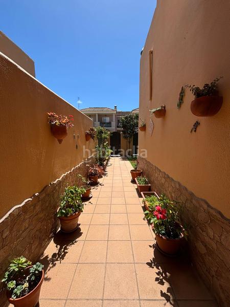 Foto e43817a2-8924-4eca-b569-61709953d08a. Chalet con parcheggio in Núcleo urbano Chiclana de la Frontera