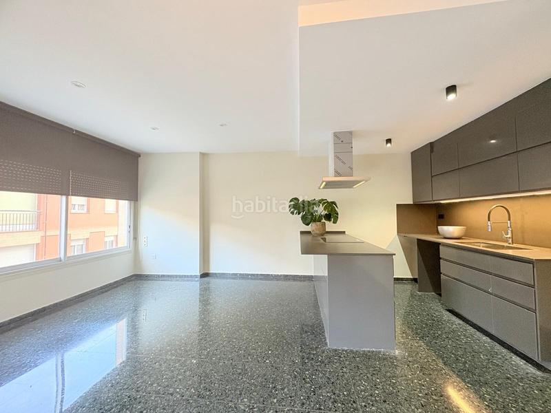 Foto aca7a1aa-1ba1-4876-86e2-e680de915db3. Pis amb calefacció a Vallparadís - Antic Poble de Sant Pere Terrassa