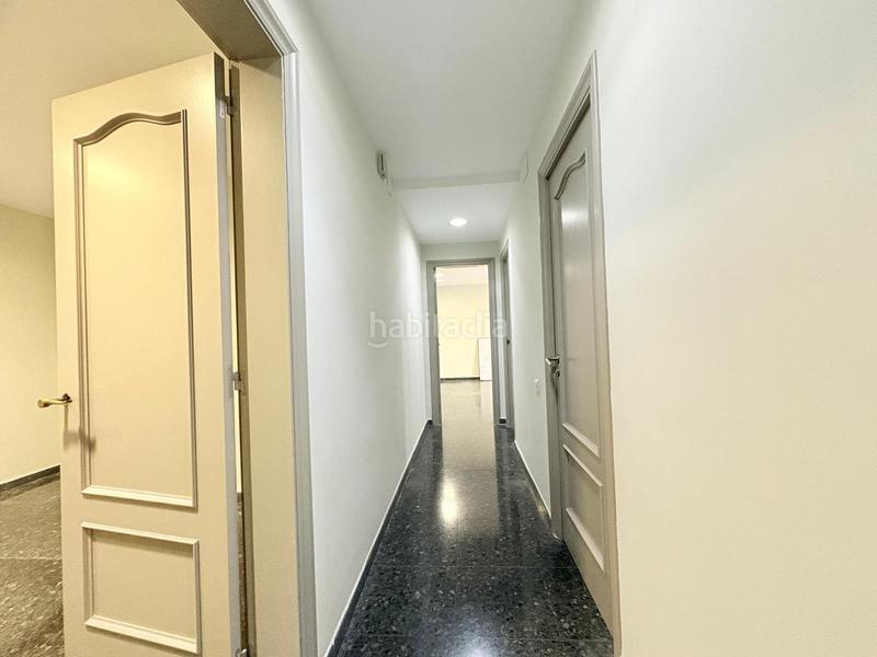 Foto fe091acc-7422-4efd-8f6b-b772489bedec. Pis amb calefacció a Vallparadís - Antic Poble de Sant Pere Terrassa