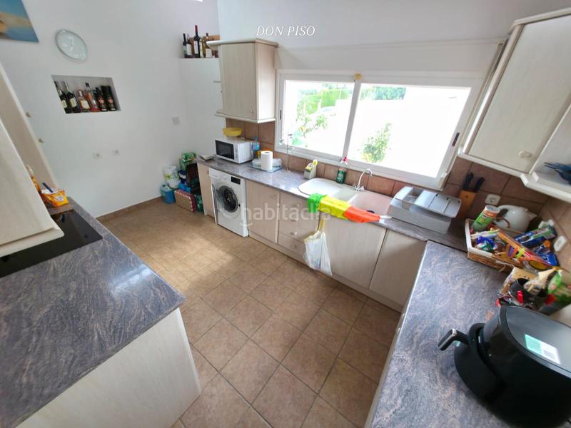 Foto e3bdbaa9-d758-406f-83d2-38dcd1776bc0. Maison jumelée avec chauffage parking dans La Pedrera-Vessanes Dénia