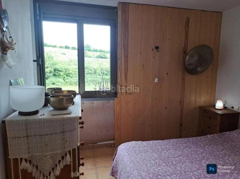 Foto 4f76e671-c7d9-43db-850f-788c91791df8. Dúplex amb calefacció aparcament a Berga