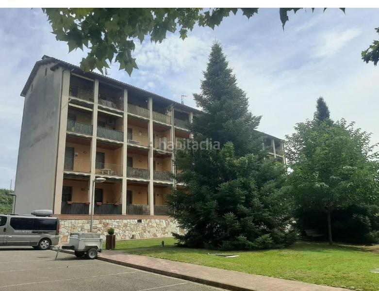 Foto e0f85689-b656-4193-b677-faec448fb9d9. Dúplex amb calefacció aparcament a Berga