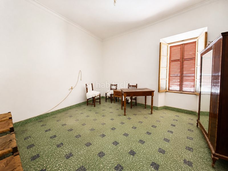 Foto 13722ed1-7bac-4db2-9998-fddf3a9c2609. Chalet local comercial y primera planta en Sineu