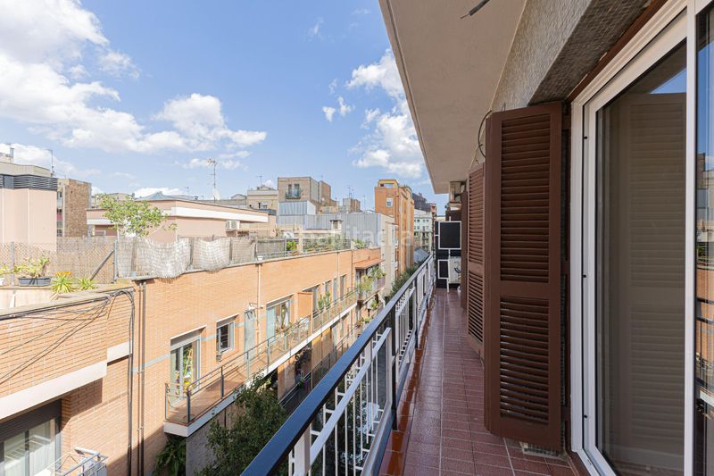Foto 575392d1-d1cf-485c-932d-75be866ee4fa. Pis a Sants Barcelona