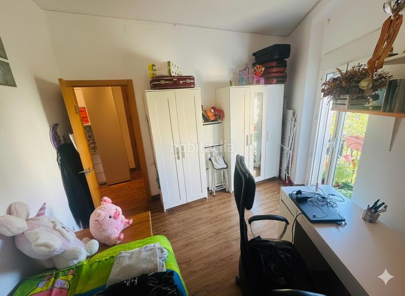 Foto 5cb3f3bd-d4d3-4750-843c-a292e3d78143. Piso próxima al mercado de rojas clemente en El Botànic Valencia