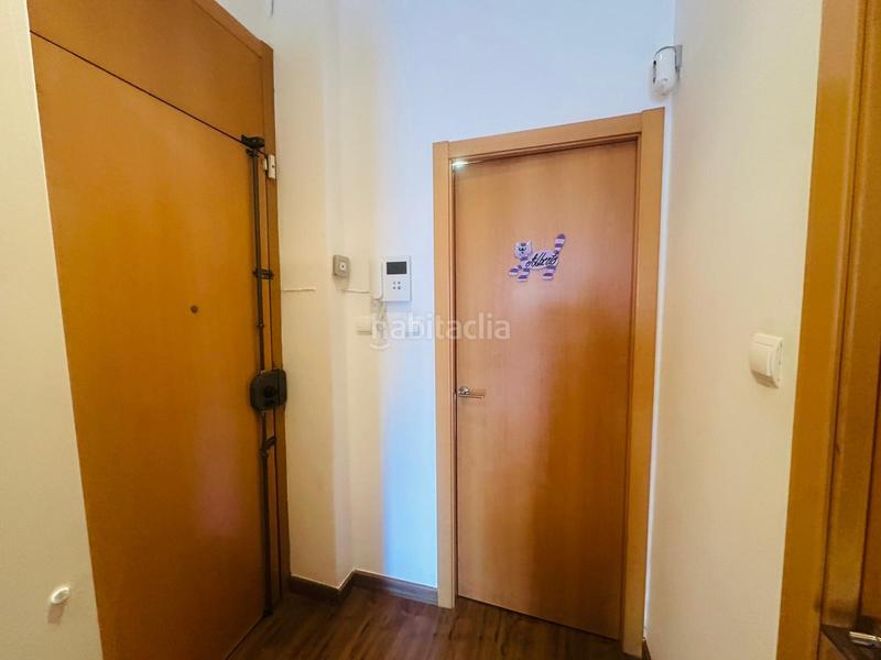 Foto 770434bf-fc6b-4e3f-89fa-df41f12b38ca. Piso próxima al mercado de rojas clemente en El Botànic Valencia