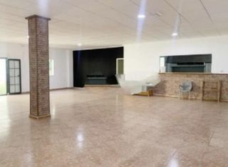Business premise in Ondara. Cerca del centro comercial y casco urbano de ondara