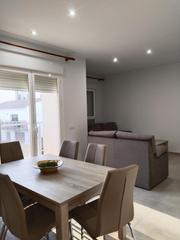 Appartement à Palomares. En la plaza del centro del pueblo, cerca de servicios.