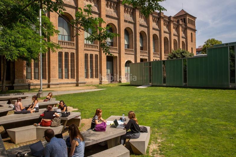 Foto c521c68b-b659-492a-b4fa-622c6b043818. Piso jardines creu casas en La Vila Olímpica del Poblenou Barcelona