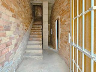 Casa aparellada a Bèlgida. Cerca de la plaza sant vicent