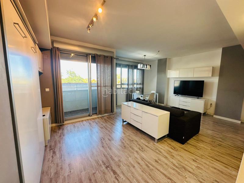 Foto b0d2ffac-ba92-43c8-9066-6db0b03d8a31. Piso próximo a la parada de metro machado en Sant Llorenç - Zona Alfahuir Valencia