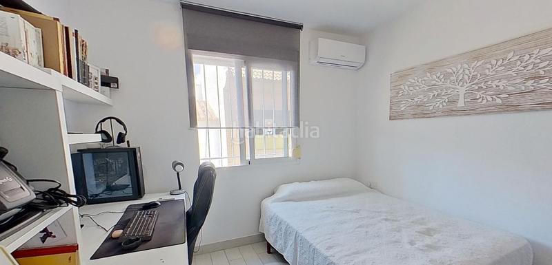 Foto f1d0fa41-1b84-4be1-ba3d-a073eccb992f. Maison jumelée dans Arroyo de la Miel Benalmádena