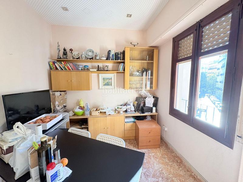 Foto f70c713d-bf6e-43bb-8fe7-62e1ba1190fe. Flat in Russafa Valencia