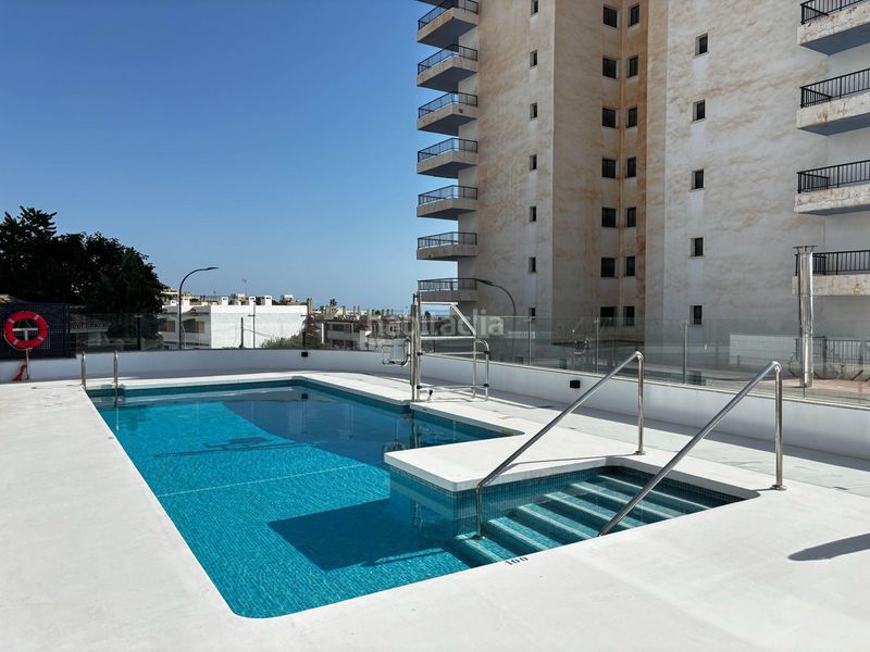 Foto accc32f9-828d-47e8-91a1-3e87b320ba37. Pis amb calefacció aparcament piscina a Montemar Torremolinos