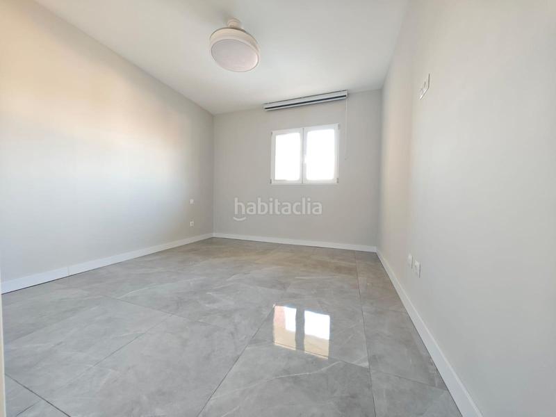 Foto 5689dc76-56c4-41cb-bf4f-33c42ff57f0c. Etagenwohnung mit heizung in Canillejas Madrid