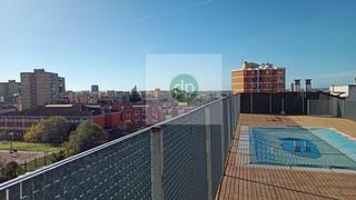 Appartamento in La Estación. En la estación de trenes, paralela a carolina coronado