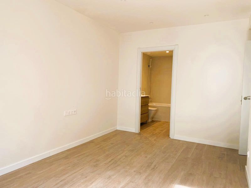 Foto 1aa7af1f-3257-404e-ac5f-0016433a2017. Planta baixa amb calefacció aparcament piscina a Cubelles