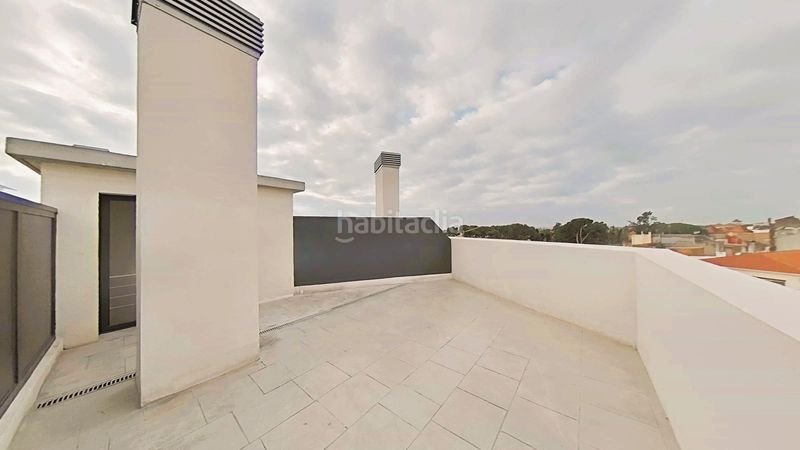Foto 51758b64-efaa-40a9-a1a6-f57838138b99. Àtic amb calefacció aparcament piscina a Santa Maria-l´Eixample-Sud Sumella Cubelles