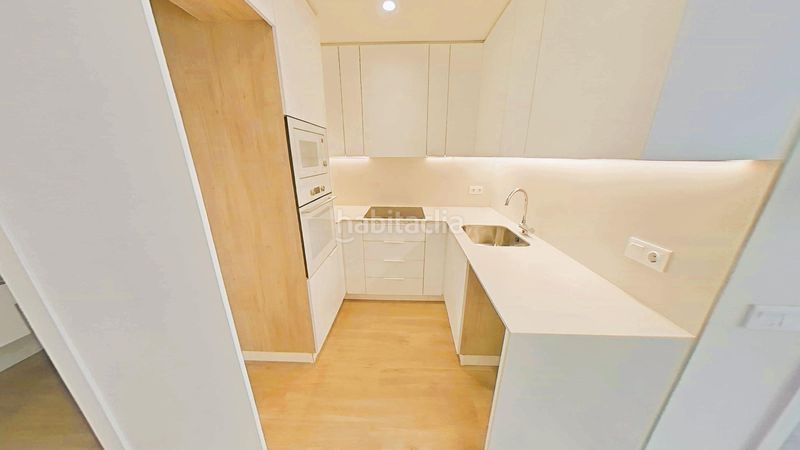 Foto 6821515e-9fa3-46c5-94e4-49c04a4ea12a. Àtic amb calefacció aparcament piscina a Santa Maria-l´Eixample-Sud Sumella Cubelles