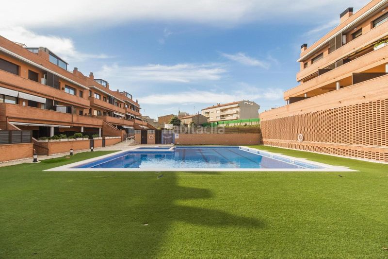 Foto 95a245f1-12b2-4bc3-9053-4fb6223e23fb. Àtic amb calefacció aparcament piscina a Santa Maria-l´Eixample-Sud Sumella Cubelles