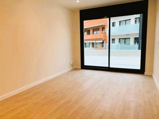 Piano terra in Santa Maria-l´Eixample-Sud Sumella. Junto al centro y a escasos minutos de la playa.