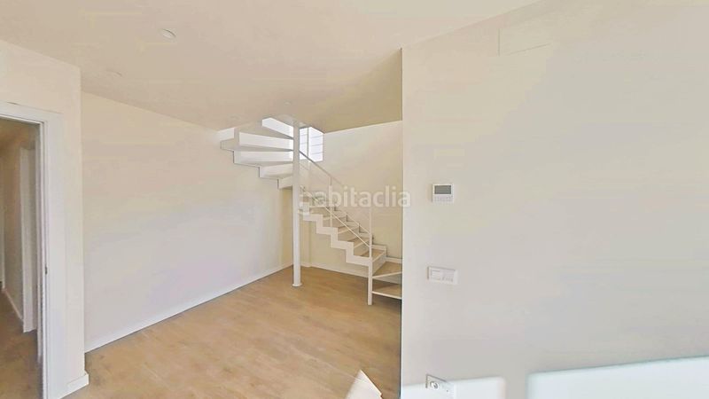 Foto 1119dcea-88c7-45f8-981c-320dd9ea3f87. Àtic amb calefacció aparcament piscina a Santa Maria-l´Eixample-Sud Sumella Cubelles