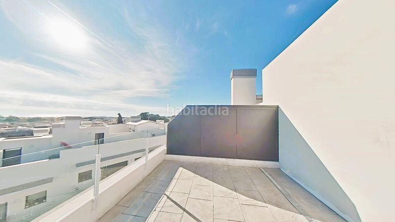 Foto 6c1a4d19-37db-41b0-8f7b-1d6c202e4361. Àtic amb calefacció aparcament piscina a Santa Maria-l´Eixample-Sud Sumella Cubelles