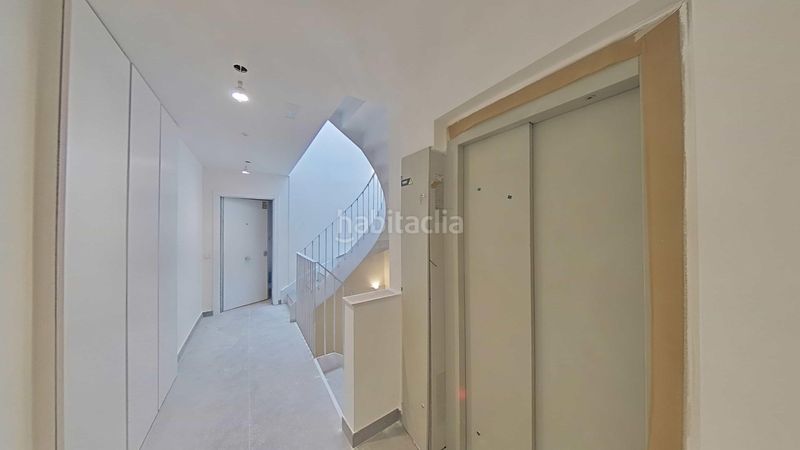 Foto 86fd5ad5-3601-45c7-9974-3697f0ea5bb3. Àtic amb calefacció aparcament piscina a Santa Maria-l´Eixample-Sud Sumella Cubelles