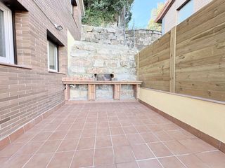 Casa pareada en Can Palet de Vista Alegre. Casa adosada a estrenar en can palet de vistalegre