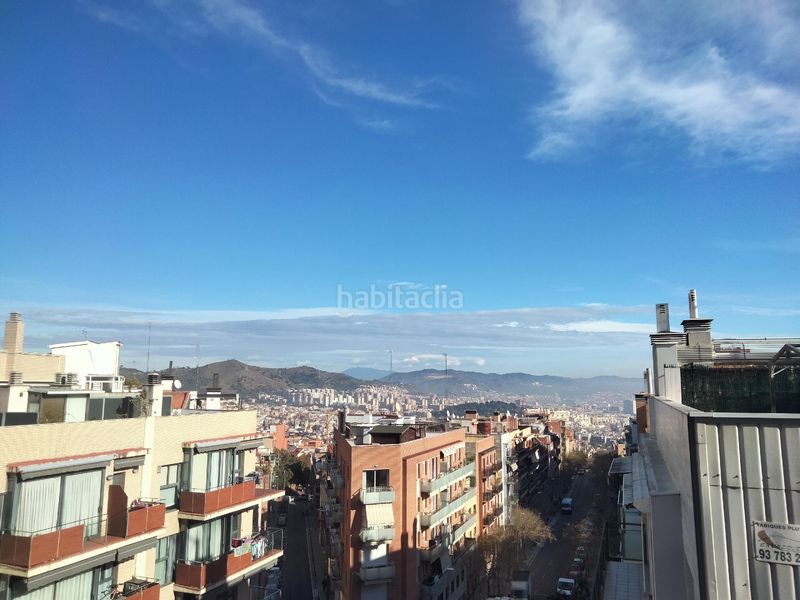 Foto 76ce6408-c786-4b7c-95a4-4040fddbd860. Pis amb aparcament a Carmel Barcelona